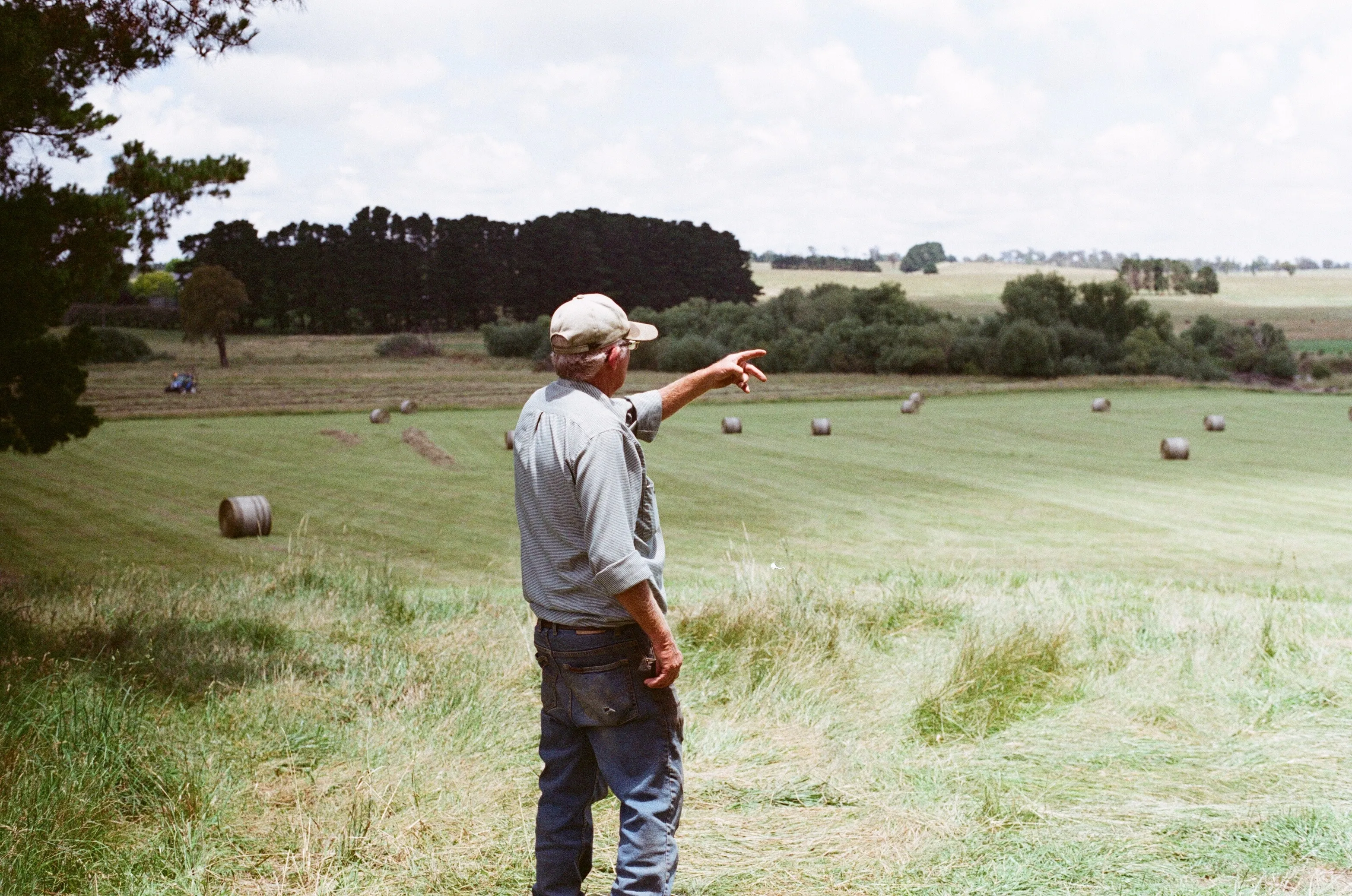 Felder und Landwirt